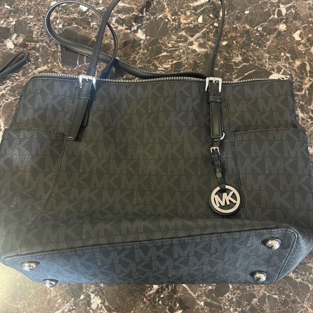 Michael Kors Tote